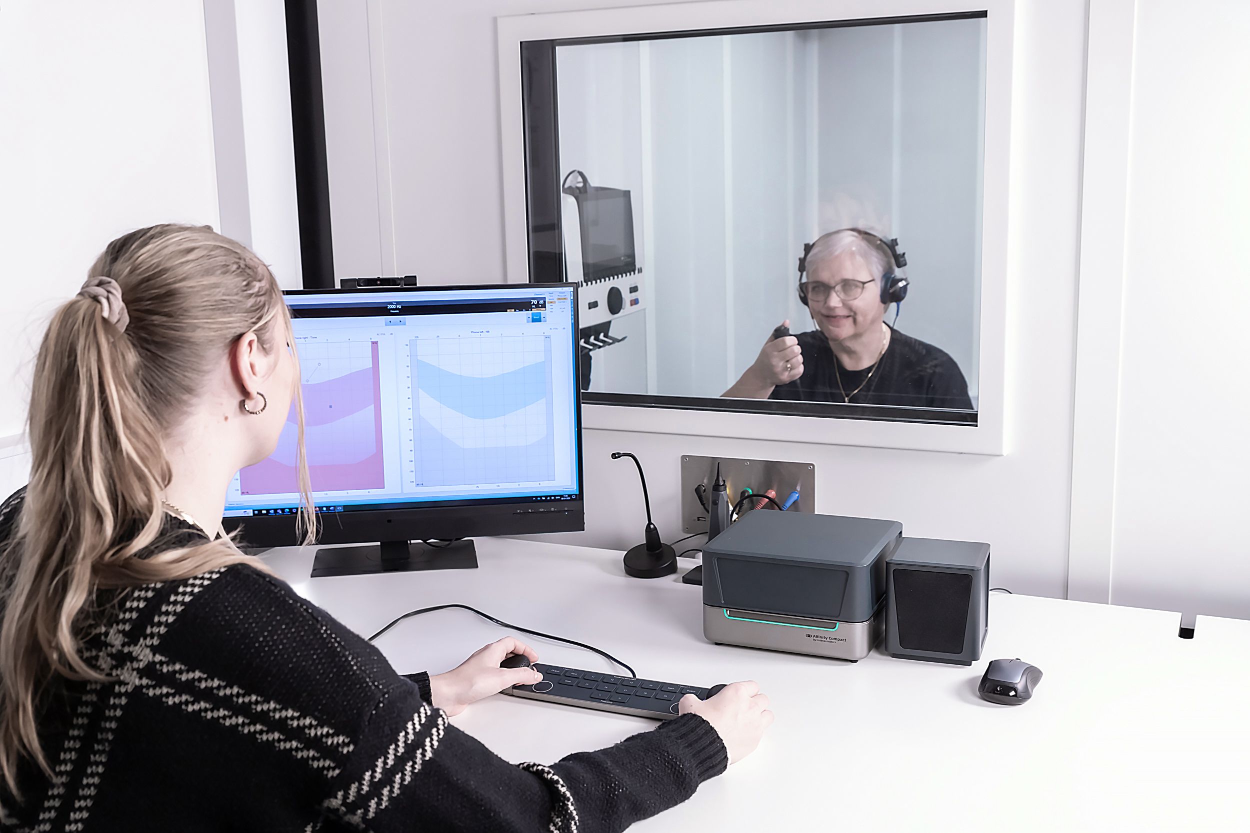 audiometry-keyboard-31-cvi-minus-keyboard